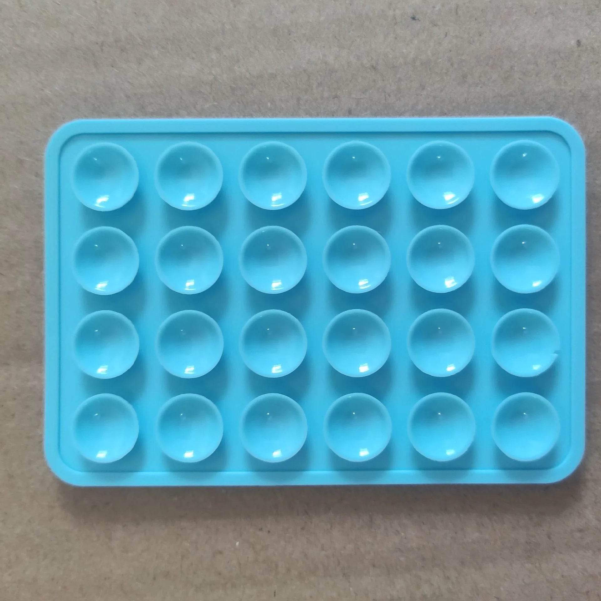 Thickened Silicone 24-Suction Cup Phone Case